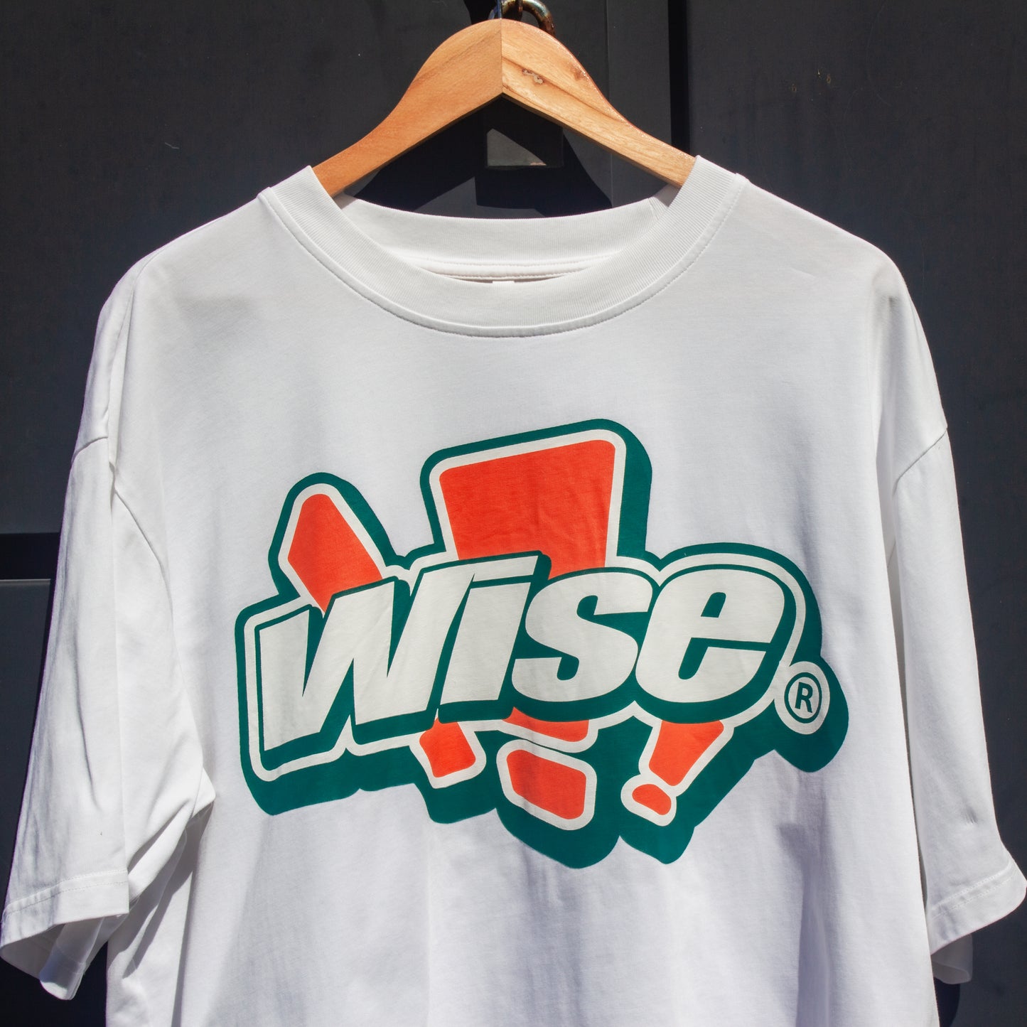 THE WISE TEE
